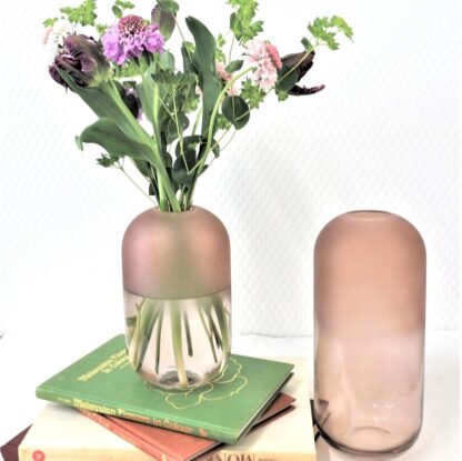 花瓶　ガラス　コクーン　北欧風